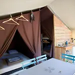 Campsite Huttopia De Carcans