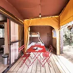 Campsite Huttopia De Carcans