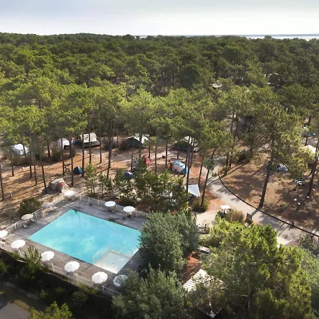 مكان تخييم Huttopia De