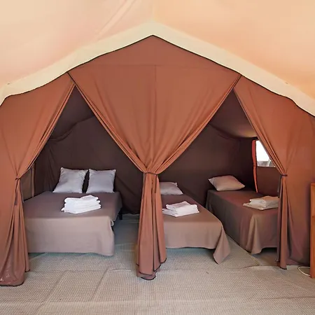 Campsite Huttopia De