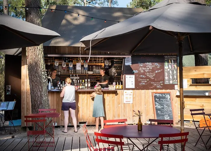 Camping Huttopia De Carcans